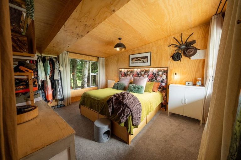 Photo of property in 84 Cover Street, Lumsden, 9730