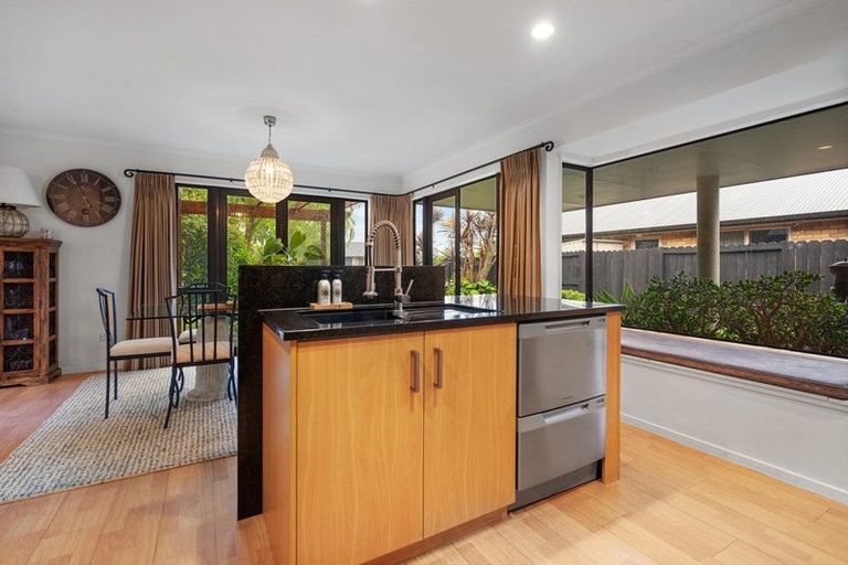 Photo of property in 11 Saint James Drive, Huntington, Hamilton, 3210