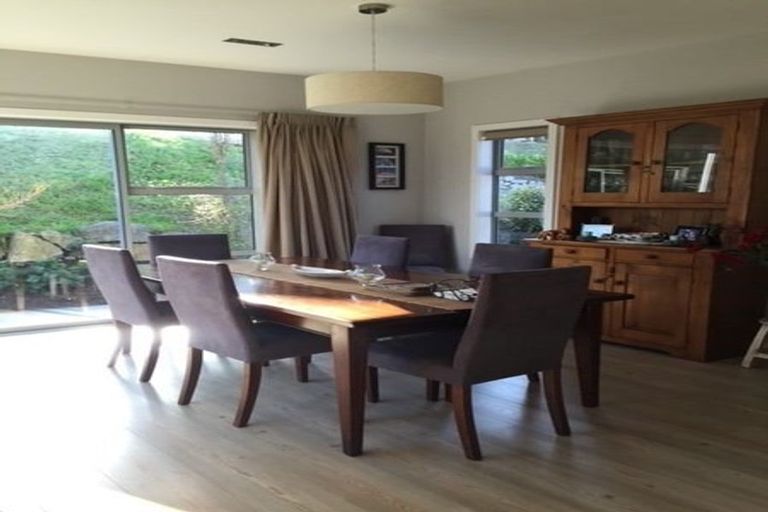 Photo of property in 14 Heemskerck Place, Britannia Heights, Nelson, 7010