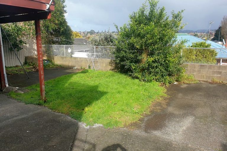 Photo of property in 15 Richardson Road, Mount Albert, Auckland, 1025