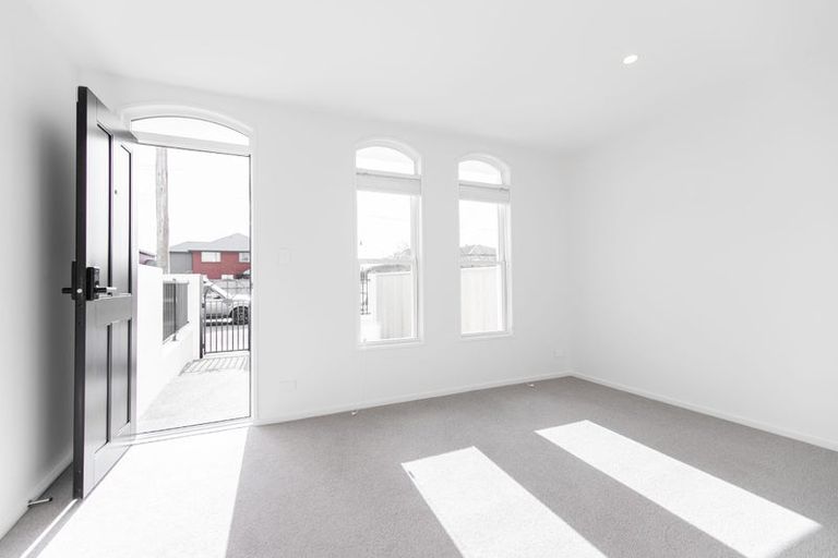 Photo of property in 6/12 Burke Street, Addington, Christchurch, 8024