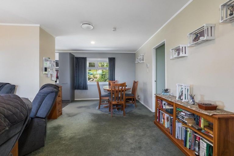 Photo of property in 14 The Bollard, Whitby, Porirua, 5024