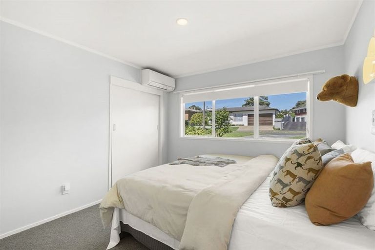 Photo of property in 14 Tarahanga Street, Northcote, Auckland, 0627