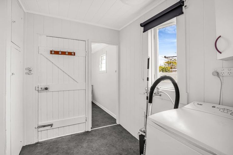 Photo of property in 26 Stout Street, Shannon, 4821