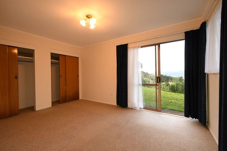 Photo of property in 16 Wilson Grove, Normandale, Lower Hutt, 5010