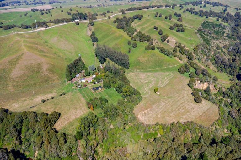 Photo of property in 510 Smedley Road, Tikokino, Waipawa, 4274