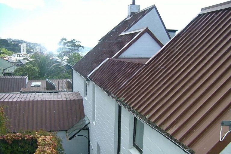 Photo of property in Pitarua Court, 7/11 Pitarua Street, Thorndon, Wellington, 6011