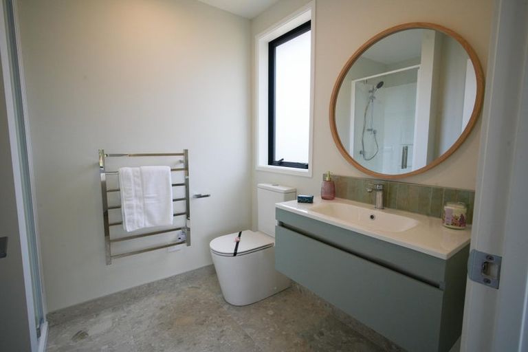 Photo of property in 47 Metoriti Crescent, Karaka, 2124