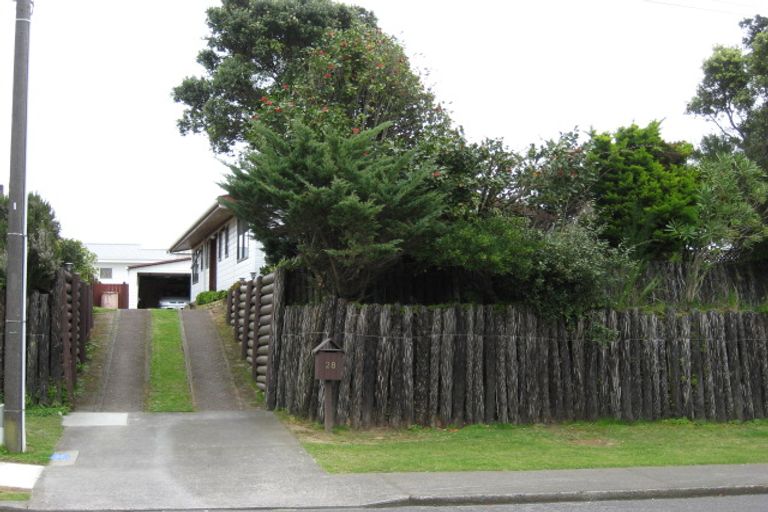 Photo of property in 28 Fitzroy Road, Fitzroy, New Plymouth, 4312