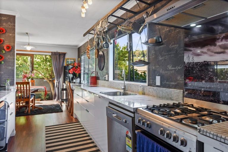 Photo of property in 2/73 Beach Road, Tahunanui, Nelson, 7011