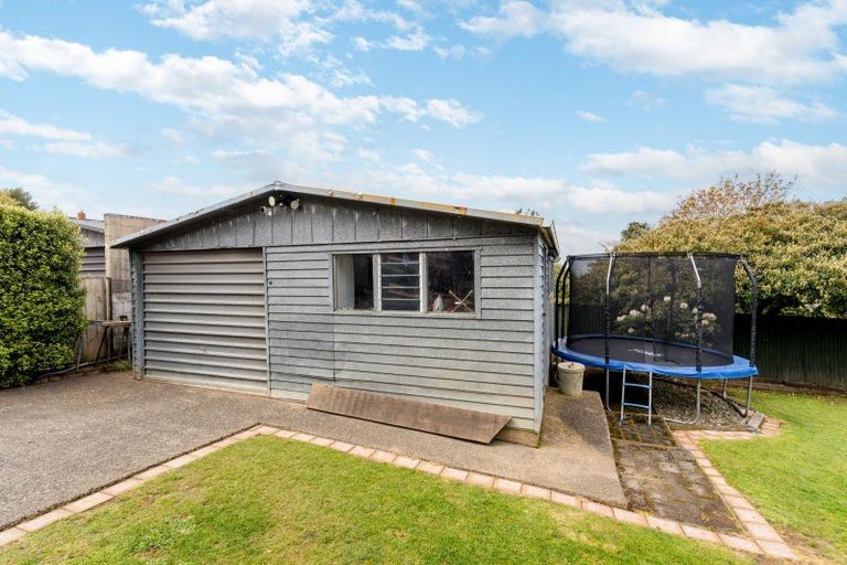 Photo of property in 18 Stephen Street, Halfway Bush, Dunedin, 9010