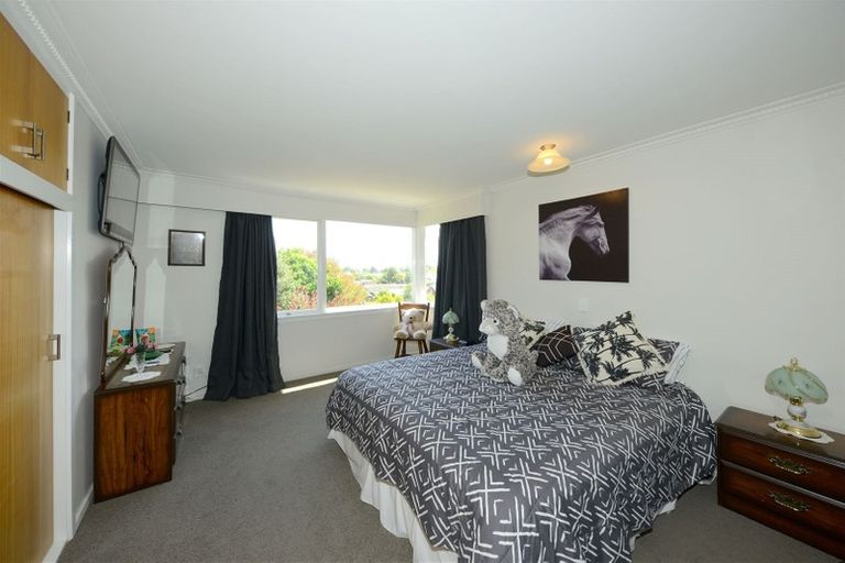 Photo of property in 44 Landsdowne Terrace, Cashmere, Christchurch, 8022
