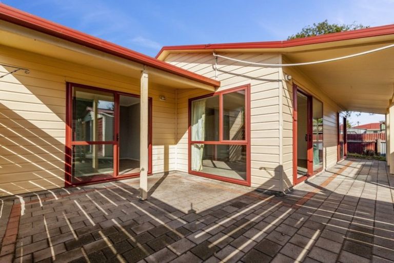 Photo of property in 2/59 Elizabeth Street, Tauhara, Taupo, 3330