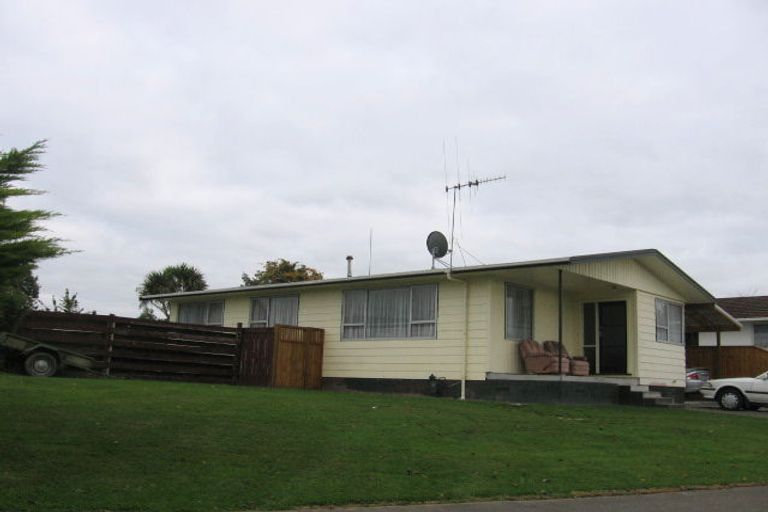 Photo of property in 16 Amberley Avenue, Westbrook, Palmerston North, 4412