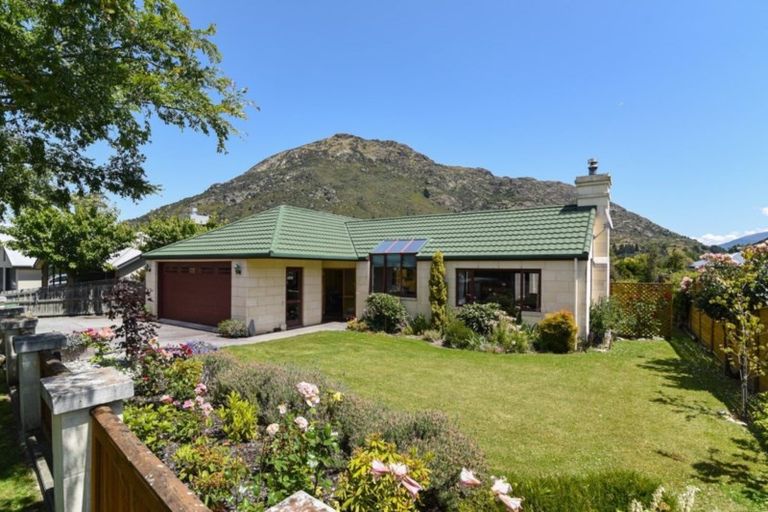 Photo of property in 44 Elm Tree Avenue, Frankton, Queenstown, 9300