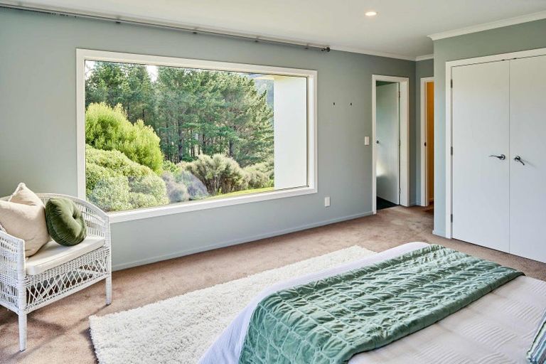 Photo of property in 999 Moonshine Road, Judgeford, Porirua, 5381