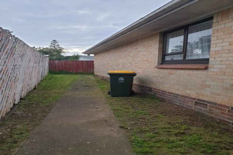 Photo of property in 3a Sutton Crescent, Papatoetoe, Auckland, 2025