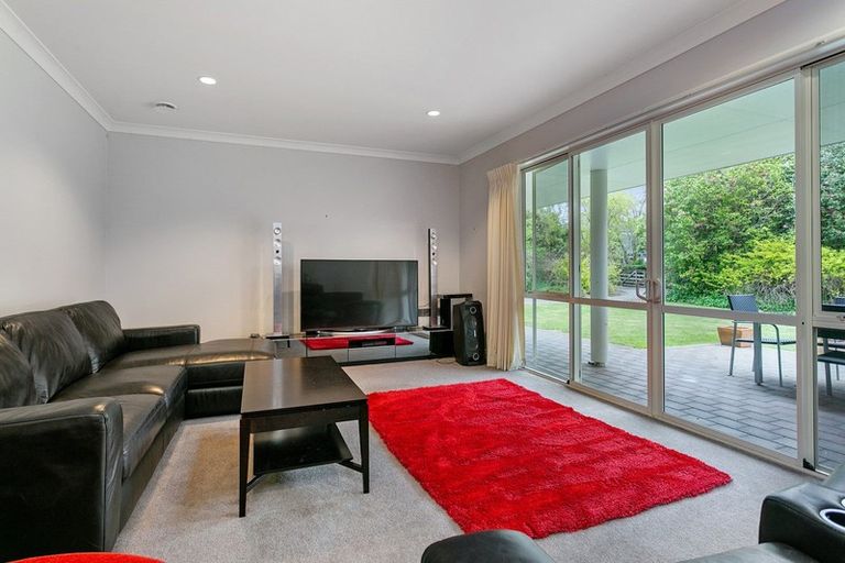 Photo of property in 37 Cowley Drive, Leamington, Cambridge, 3432