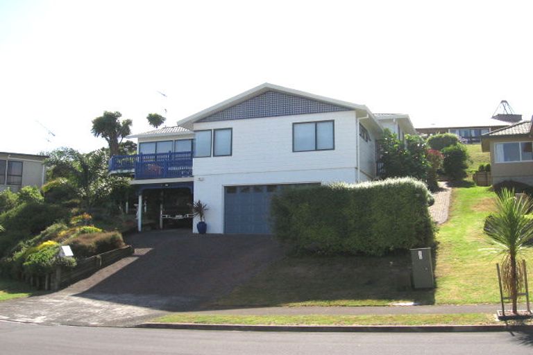 Photo of property in 15 Cove Lane, Mount Wellington, Auckland, 1060