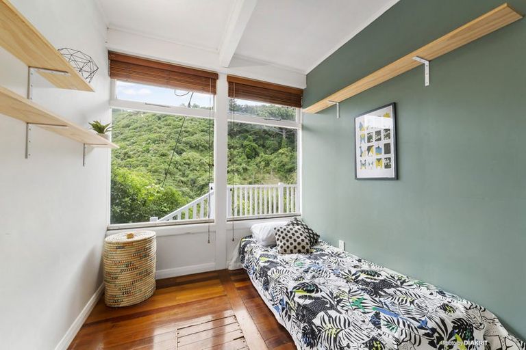 Photo of property in 335 Ohiro Road, Brooklyn, Wellington, 6021