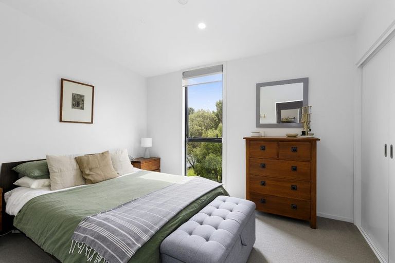 Photo of property in 13 Te Ara O Paetutu, Petone, Lower Hutt, 5012