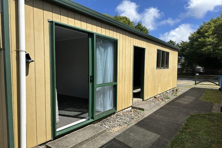 Photo of property in 1 Adkin Avenue, Levin, 5510