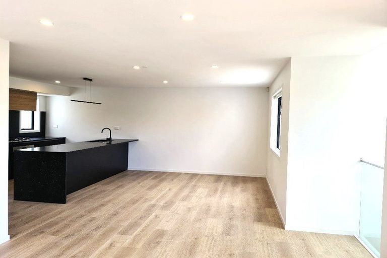 Photo of property in 34a Weldene Avenue, Glenfield, Auckland, 0629