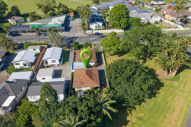 Photo of property in 146a Parkhurst Road, Parakai, 0830