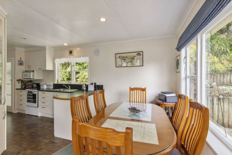 Photo of property in 284 Moores Valley Road, Wainuiomata, 5373