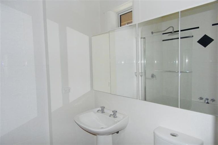 Photo of property in 9 Beach Street, Fitzroy, New Plymouth, 4312