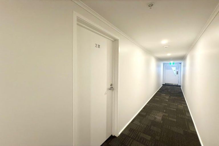 Photo of property in 2e/30 Westward Ho, Glen Eden, Auckland, 0602