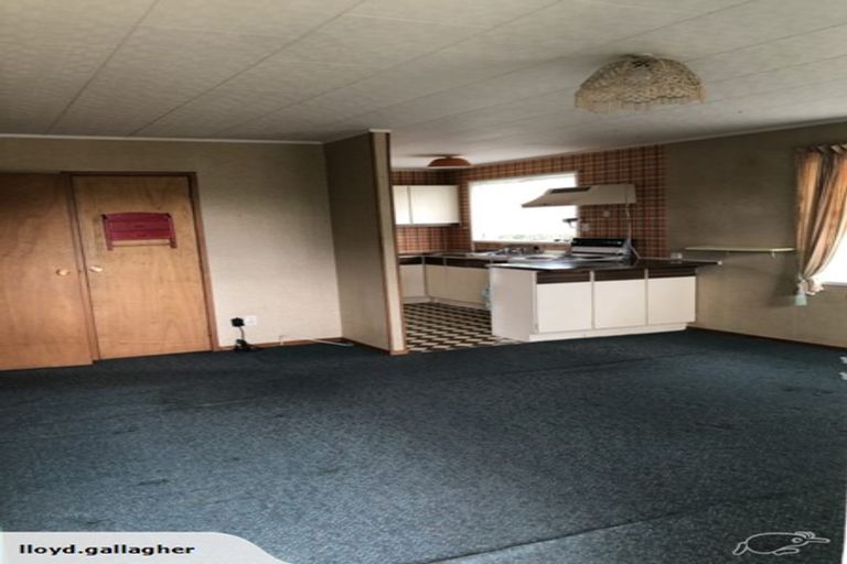 Photo of property in 2/1 Matua Place, Clendon Park, Auckland, 2103