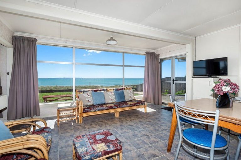 Photo of property in 91 Karewa Parade, Papamoa Beach, Papamoa, 3118