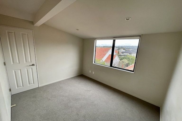 Photo of property in 15 Ira Street, Miramar, Wellington, 6022