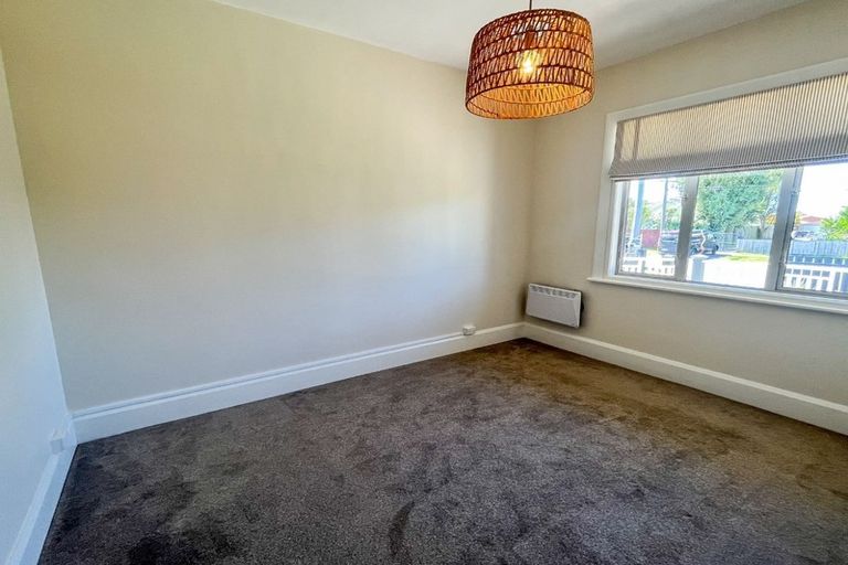 Photo of property in 26 Newcastle Street, Phillipstown, Christchurch, 8011