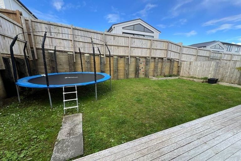 Photo of property in 21 Ta Moko Drive, Gulf Harbour, Whangaparaoa, 0930