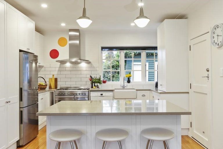 Photo of property in 125 Parrs Cross Road, Glen Eden, Auckland, 0612