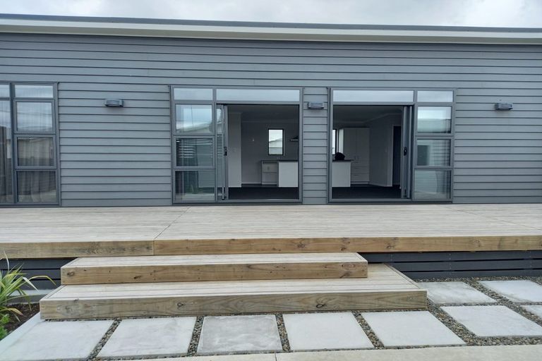 Photo of property in 1a Warren Street, Foxton Beach, 4815