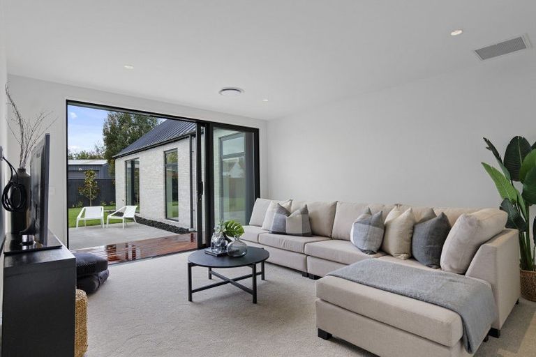 Photo of property in 14 Ross Road, Tariki, Stratford, 4390