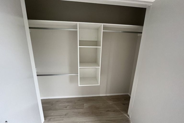 Photo of property in 28b Halberg Street, Glenfield, Auckland, 0629