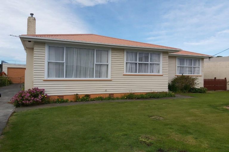 Photo of property in 6 Murray Avenue, Hawera, 4610