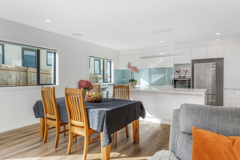 Photo of property in 21a Brixton Road, Manly, Whangaparaoa, 0930