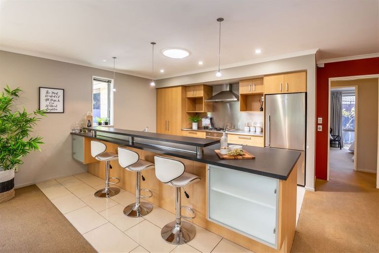 Photo of property in 12 Fuchsia Place, Halswell, Christchurch, 8025