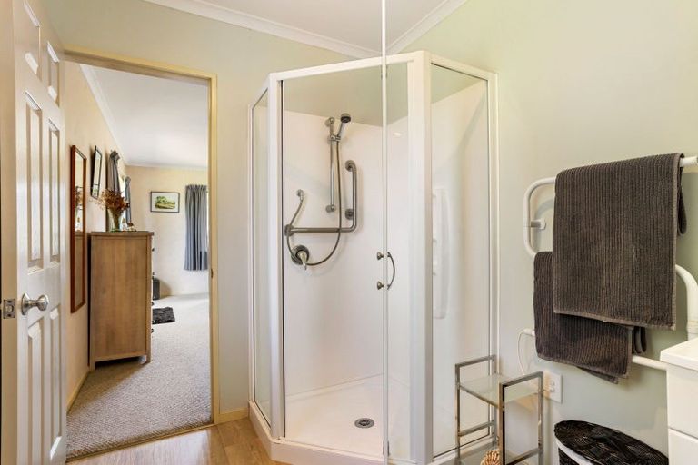 Photo of property in 105 Avalon Place, Whangamata, 3620