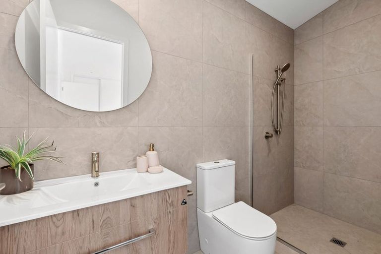 Photo of property in 18 One Haruru Street, Cambridge, 3493