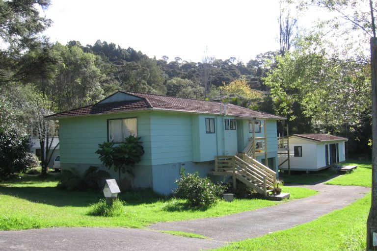 Photo of property in 3 Fawcett Road, Laingholm, Auckland, 0604