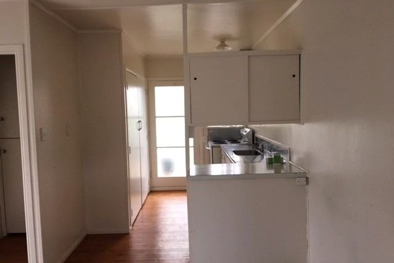 Photo of property in 28 Landscape Road, Papatoetoe, Auckland, 2025