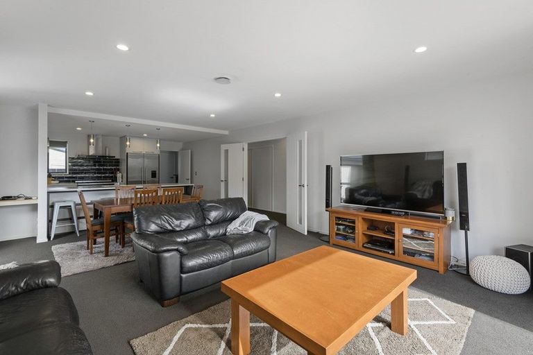 Photo of property in 7a Sylvia Street, Parklands, Christchurch, 8083