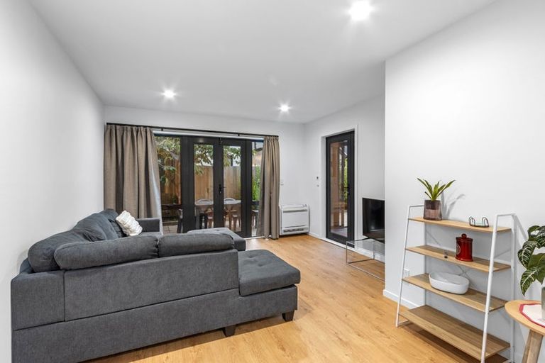 Photo of property in 2/15 Ayr Street, Riccarton, Christchurch, 8011