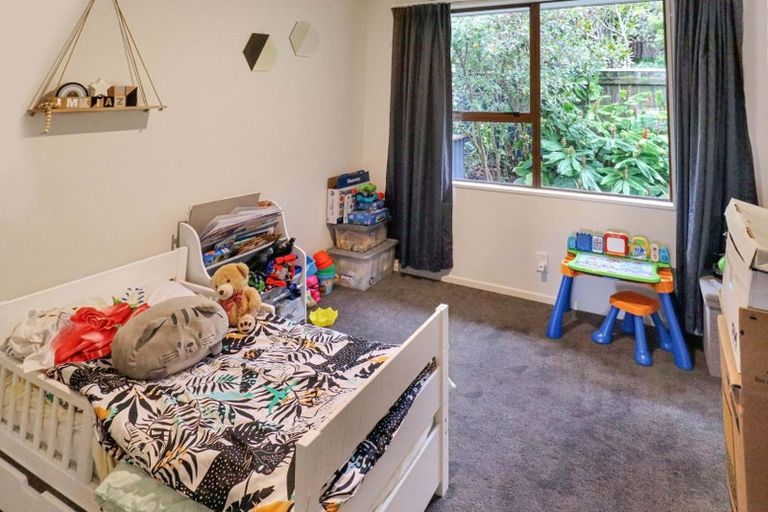 Photo of property in 12a Crawford Grove, Naenae, Lower Hutt, 5011